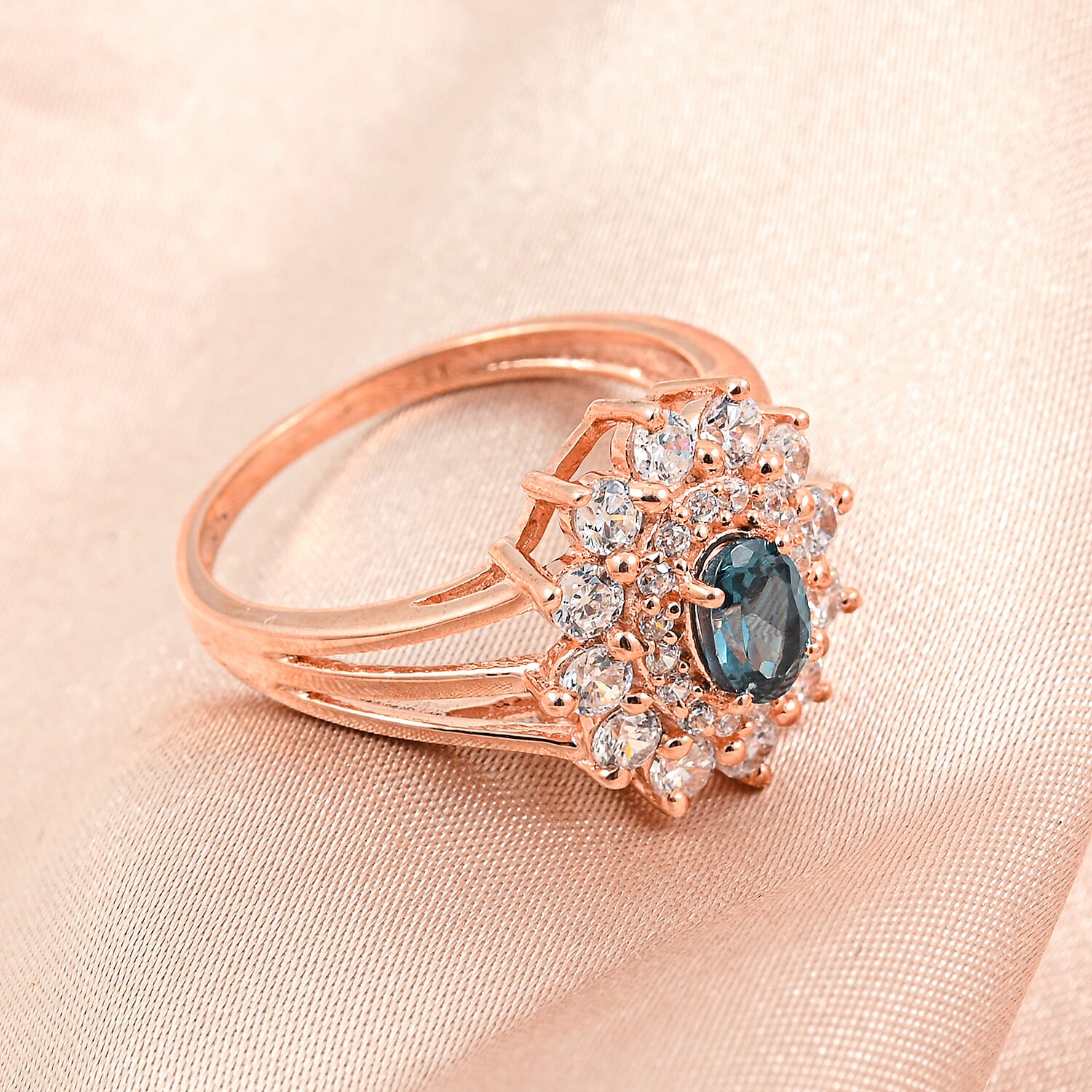 Teal Quartz and Simulated Diamond 2.50 ctw Ring in 14K RG Over Sterling Silver (Size 7.0)