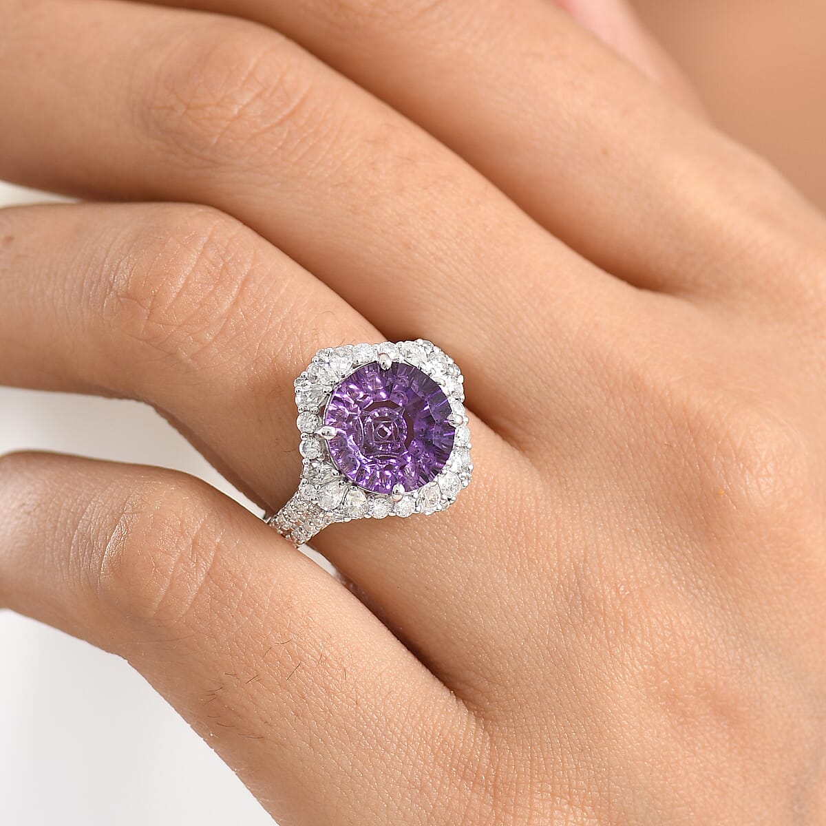 Certified & Appraised D'Joy Crazy Fire Cut Premium Moroccan Amethyst and Moissanite 5.50 ctw Ring in Rhodium Over Sterling Silver (Size  10.0) image number 2