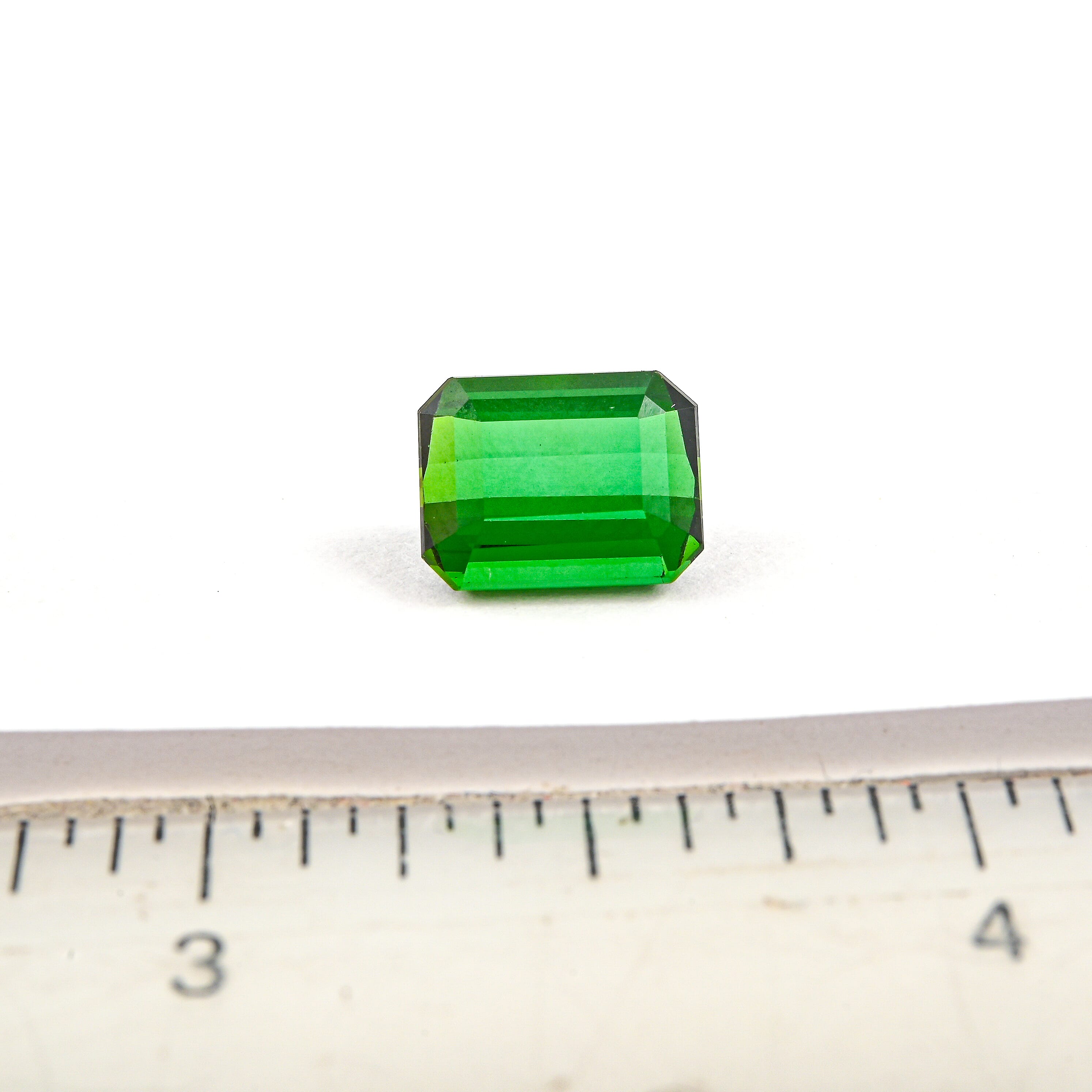 Limited Edition Certified and Appraised AAAA Chrome Tourmaline (Oct 10x8 mm) 4.00 ctw