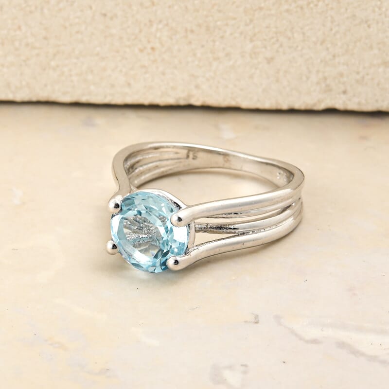Blue Topaz 1.25 ctw Solitaire Ring in Sterling Silver (Size 9.0)