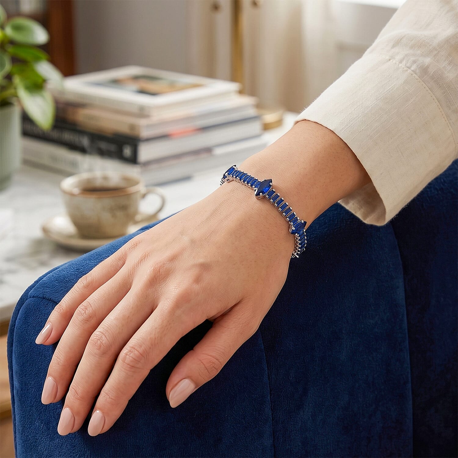 Simulated Blue Diamond Bracelet in Silvertone (7.25 In)