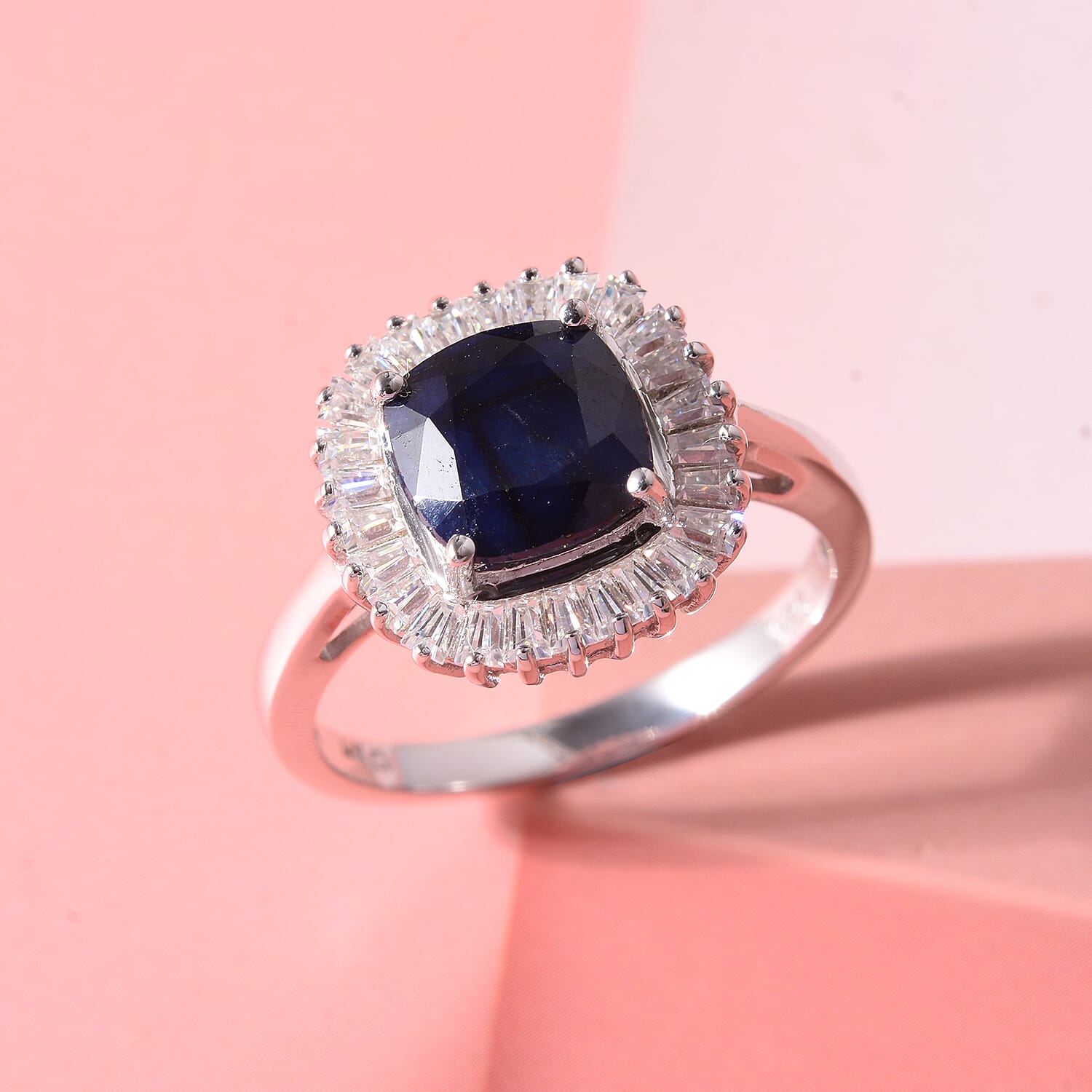 D'Joy Kanchanaburi Blue Sapphire (DF) and Moissanite 3.30 ctw Blue Eclipse Halo Ring in Rhodium Over Sterling Silver (Size 6.0)