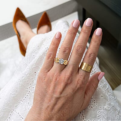 Luxuriant Lab Grown Diamond G-H SI 0.13 ctw Ring in 18K Vermeil YRG and Rhodium Over Sterling Silver (Size 5.0)