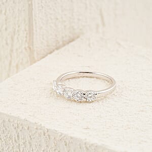 Luxuriant Lab Grown Diamond SI 1.00 ctw Ring in Sterling Silver (Size 7.0)