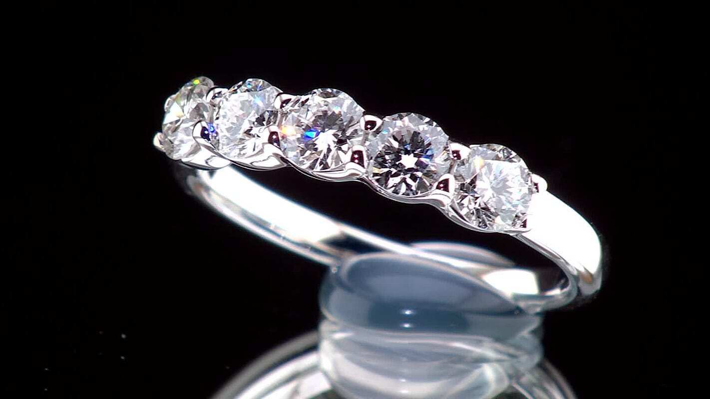 Luxuriant Lab Grown Diamond (SI) Ring in Sterling Silver (Size 6.0) 1.00 ctw