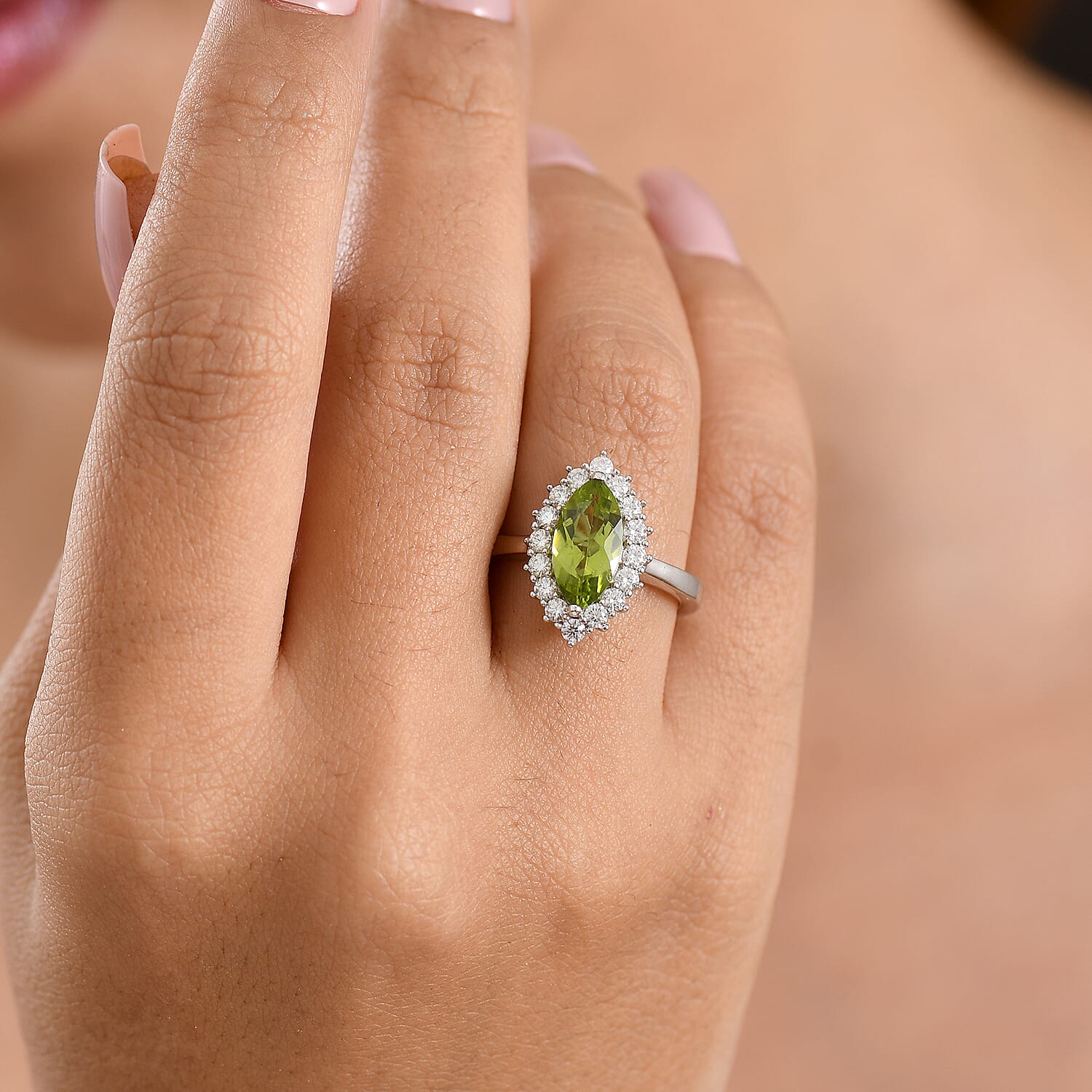 EverTrue Hebei Peridot and Moissanite 2.50 ctw Shine Sunshadow Ring in Platinum Bond (Size 5.0)