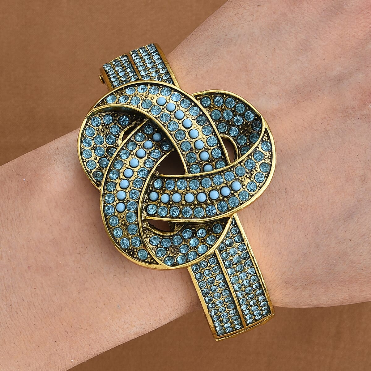 Blue Howlite and Austrian Blue Crystal Bangle Bracelet in Goldtone (7.25 In) image number 1