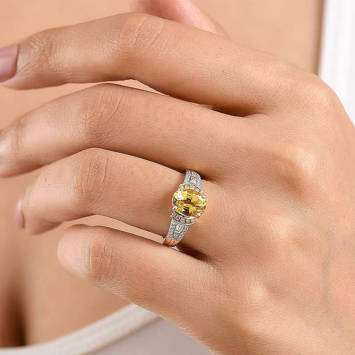 SGL Certified Luxoro AAA Yellow Sapphire, Natural Yellow and White Diamond I2 2.50 ctw Ring in 10K Yellow Gold (Size  10.0) image number 1