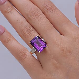 Luxoro AAA Moroccan Amethyst and Diamond I2 12.30 ctw Royal Hall Ring in 10K Yellow Gold (Size  6.5)  4.20 Grams