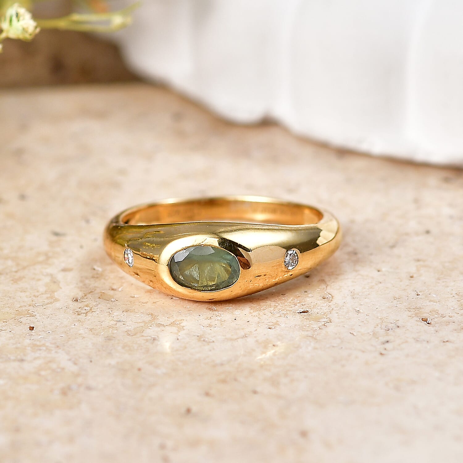 D'Joy Narsipatnam Alexandrite and Lab Grown Diamond G-H SI 0.60 ctw Men's Ring in 18K Vermeil Yellow Gold Over Sterling Silver (Size 6.0)