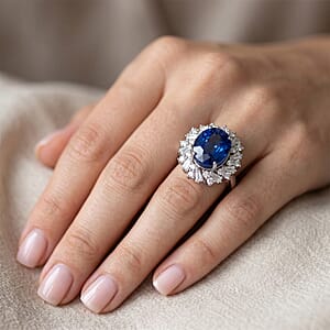 D'Joy Premium Kashmir Kyanite and Moissanite 5.50 ctw Royal Starburst Ring in Rhodium Over Sterling Silver (Size 8.0)