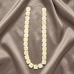GCS Square Silver Mouth Sheel Beaded Strand (16 Inches)