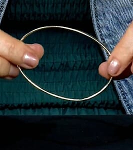 Italian 4.8mm Flex Stretch Bangle Bracelet in 10K Yellow Gold 1.25 Grams (7-9In)