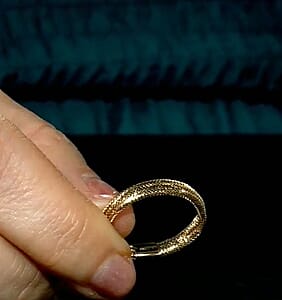 Italian 3.5mm Domed Mesh Reflection Stretch Ring in 10K Yellow Gold (Size 6-12) 0.32 Grams