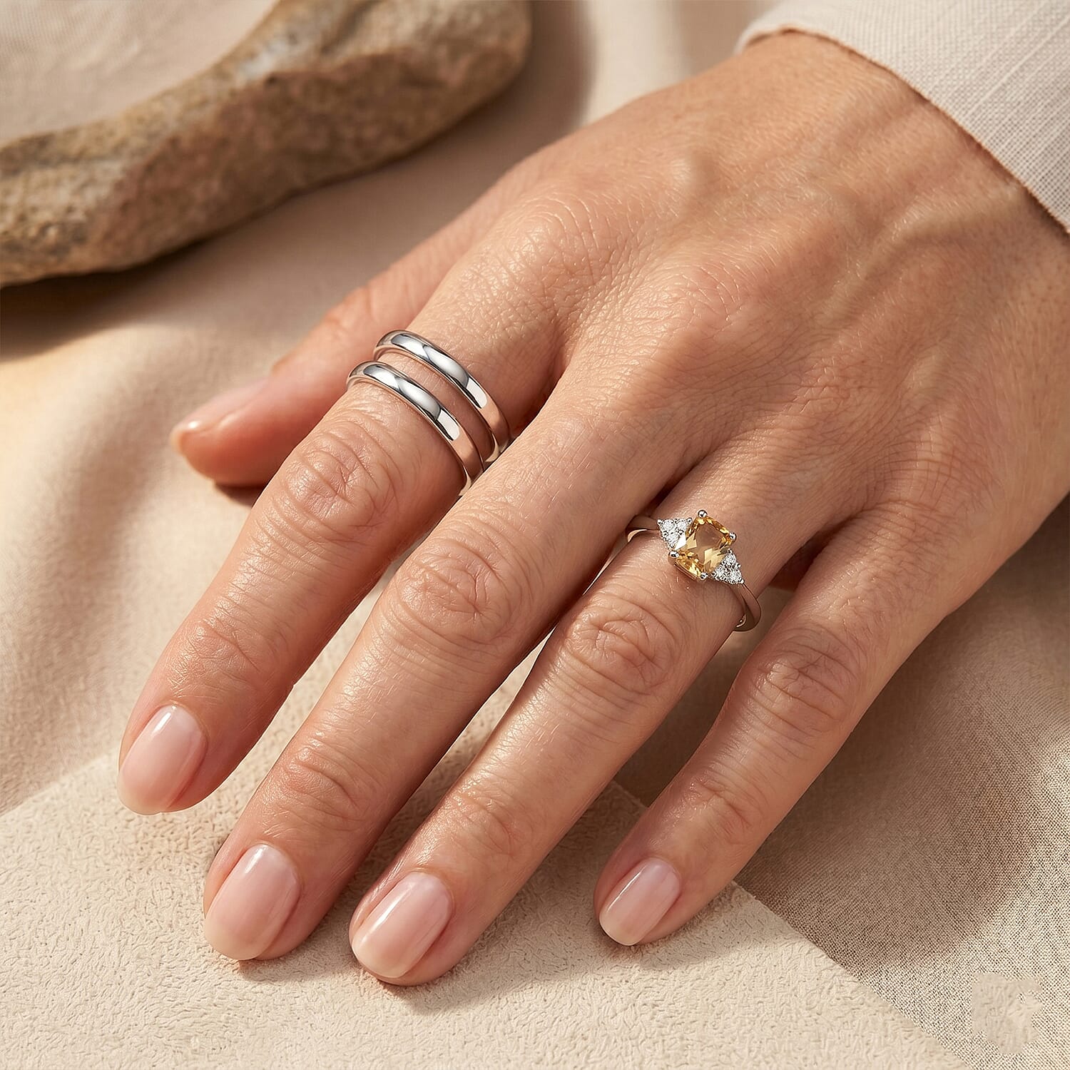 D'Joy Marialite and White Zircon 1.20 ctw Ring in Rhodium Over Sterling Silver (Size 7.0)