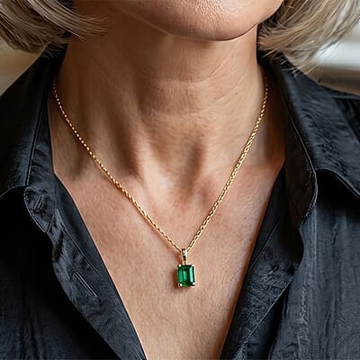 SGL Certified Luxuriant Lab Grown Green Diamond (VS) 2.25 ctw Pendant without Chain in 10K Green Gold