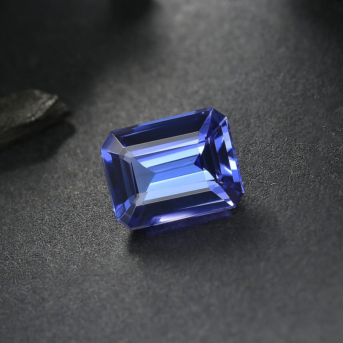 AAA Tanzanite (Oct 9x7 mm) 2.00 ctw image number 1