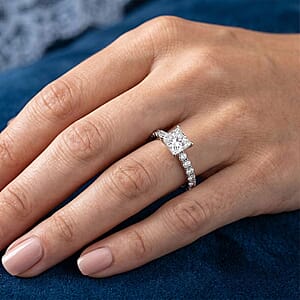 Luxuriant Lab Grown Diamond 1.25 ctw Engagement Ring in 14K White Gold (Size 6.0)