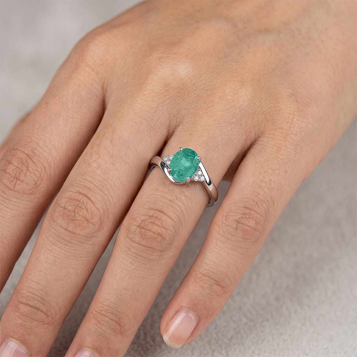 Premium Kagem Zambian Emerald and Diamond E-F VS 2.00 ctw Ring in 950 Platinum (Size 8.0) 5.80 Grams image number 1