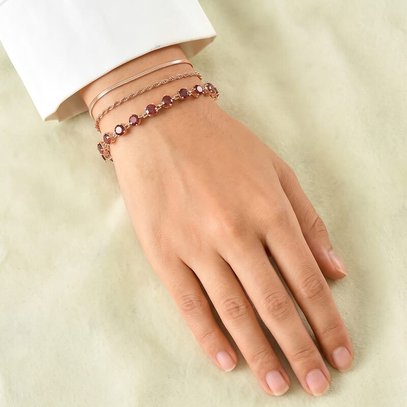 EverTrue Mozambique Garnet 10.40 ctw Bracelet in 18K RG Plated (6.50 In)