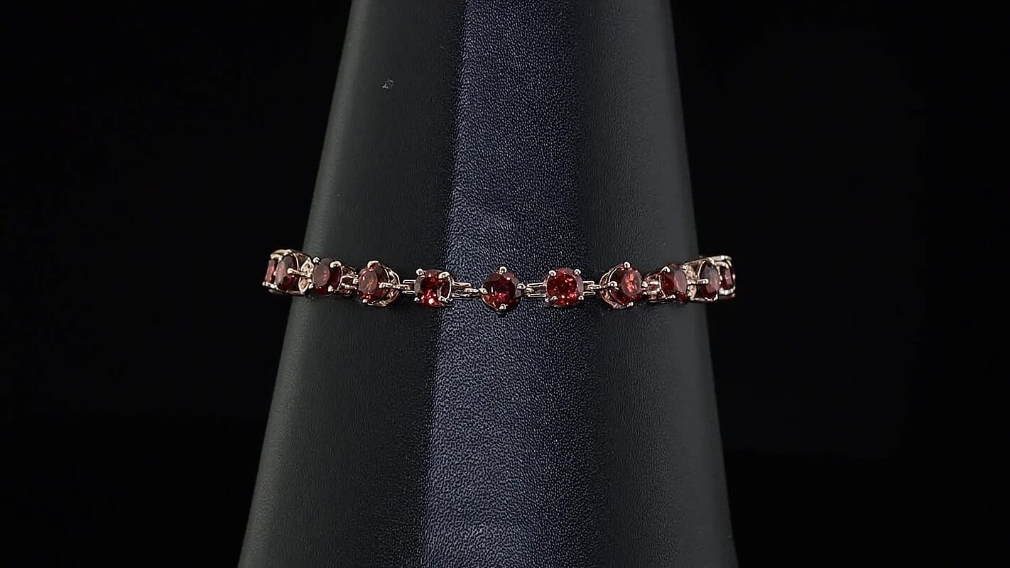 EverTrue Mozambique Garnet 10.40 ctw Bracelet in 18K RG Plated (6.50 In)