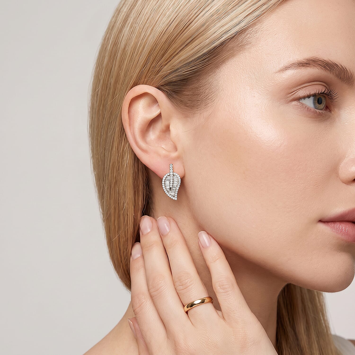 Luxuriant Lab Grown Diamond G-H SI 1.50 ctw Earrings in Rhodium Over Sterling Silver