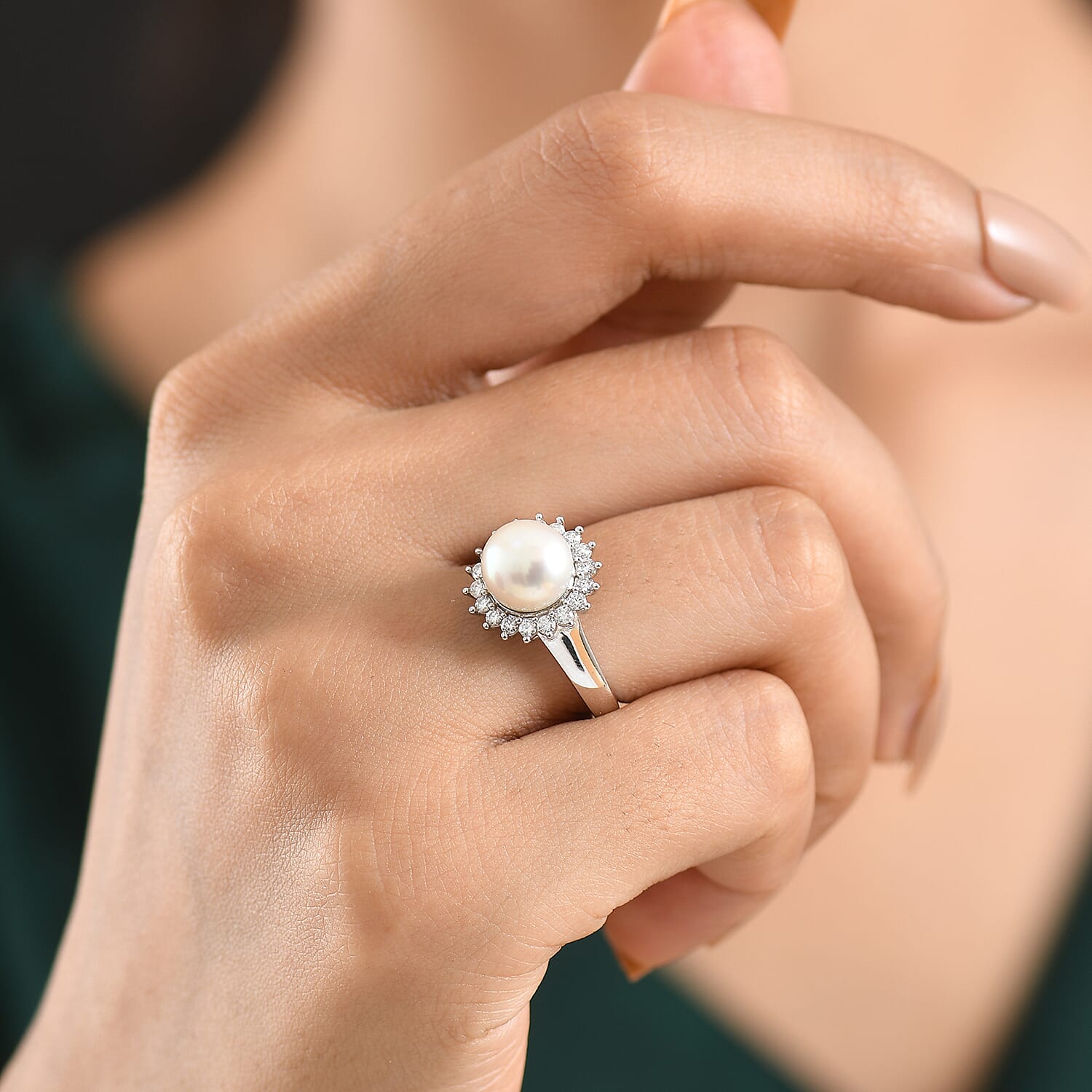 EverTrue Freshwater Pearl and Moissanite 0.35 ctw Starlight Pearl Ring in Platinum Bond (Size 6.0)