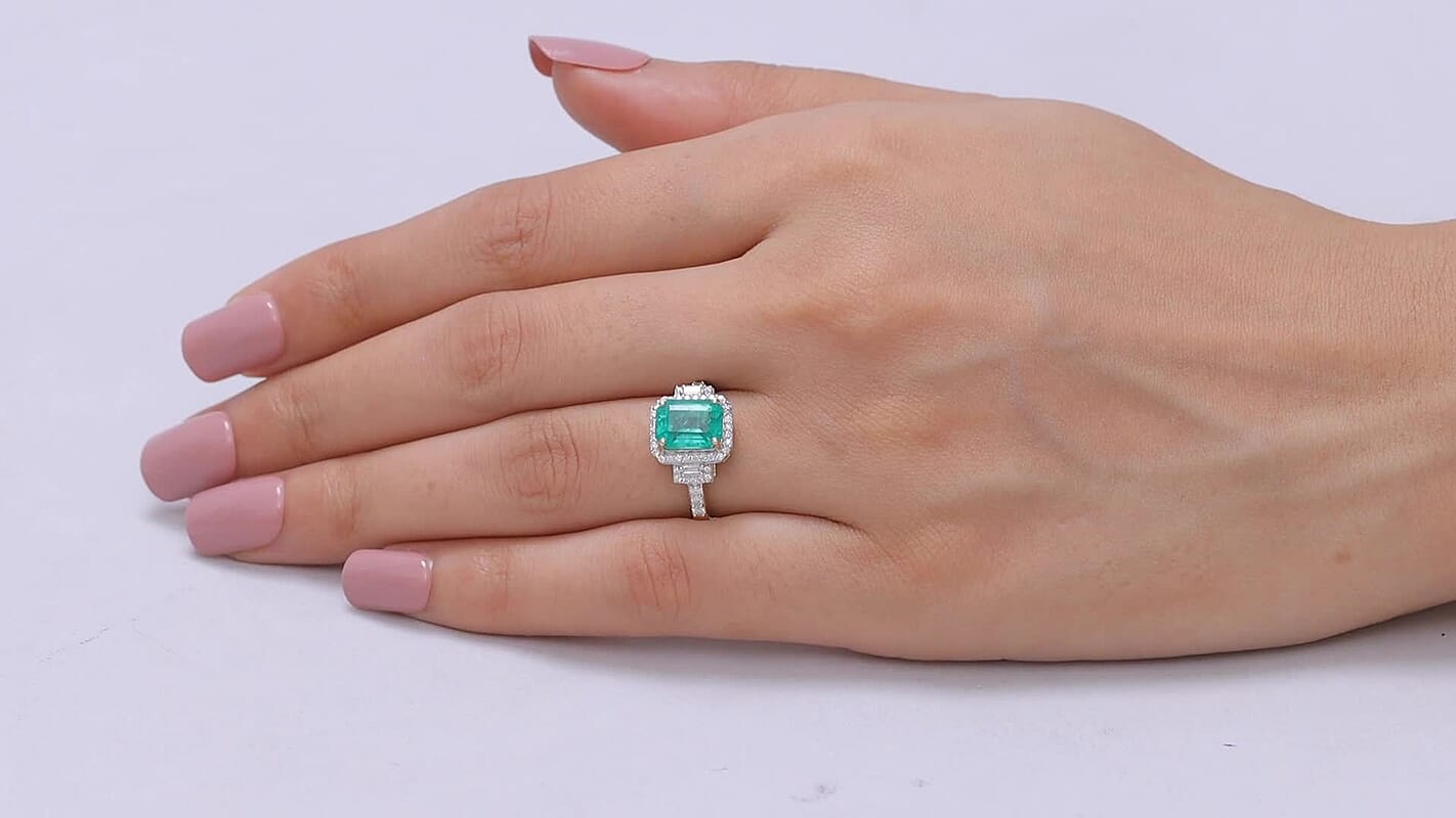 Luxoro AAA Kagem Zambian Emerald and Diamond I2 3.10 ctw Ring in 10K Yellow Gold
