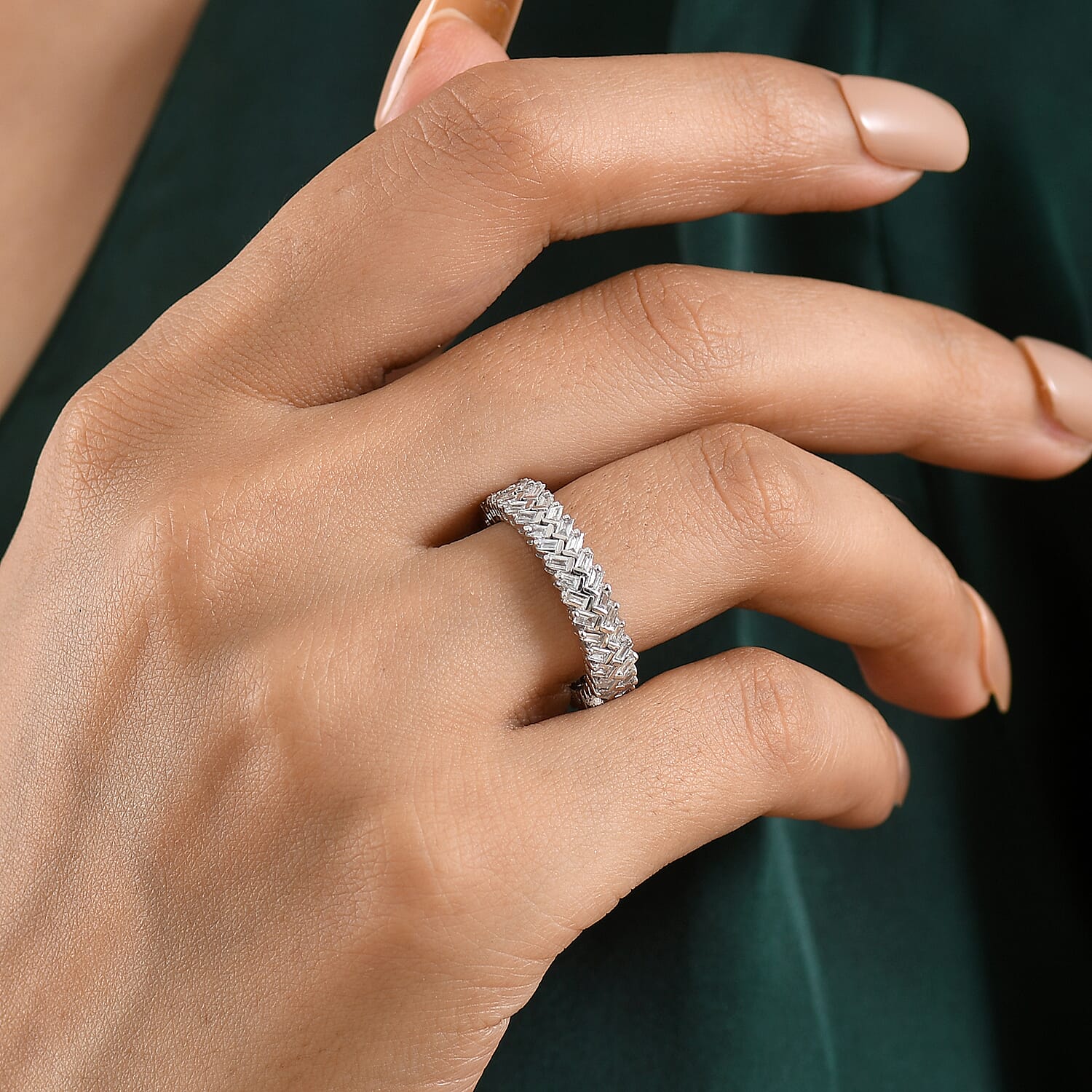 Luxuriant Lab Grown Diamond G-H SI 1.00 ctw Half Eternity Band Ring(S 8) in Rhodium Over Sterling Silver