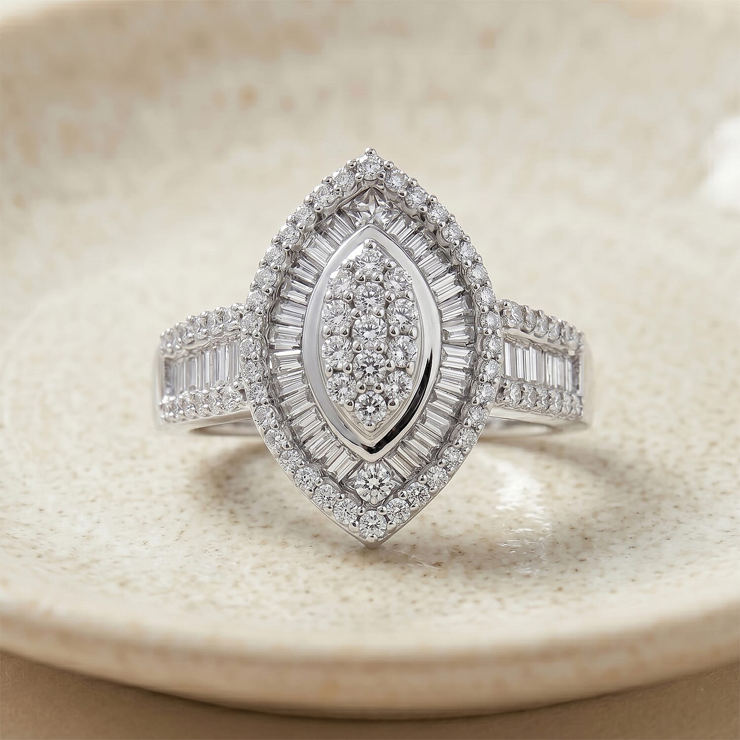 Luxuriant Lab Grown Diamond G-H SI 1.00 ctw Ring in Rhodium Over Sterling Silver (Size 6.0)