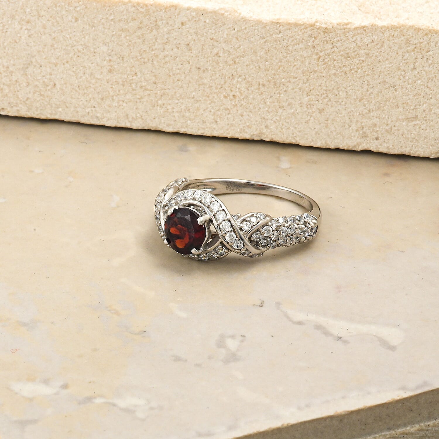 Mozambique Garnet and Simulated Diamond 1.65 ctw Ring in Sterling Silver (Size 7.0)