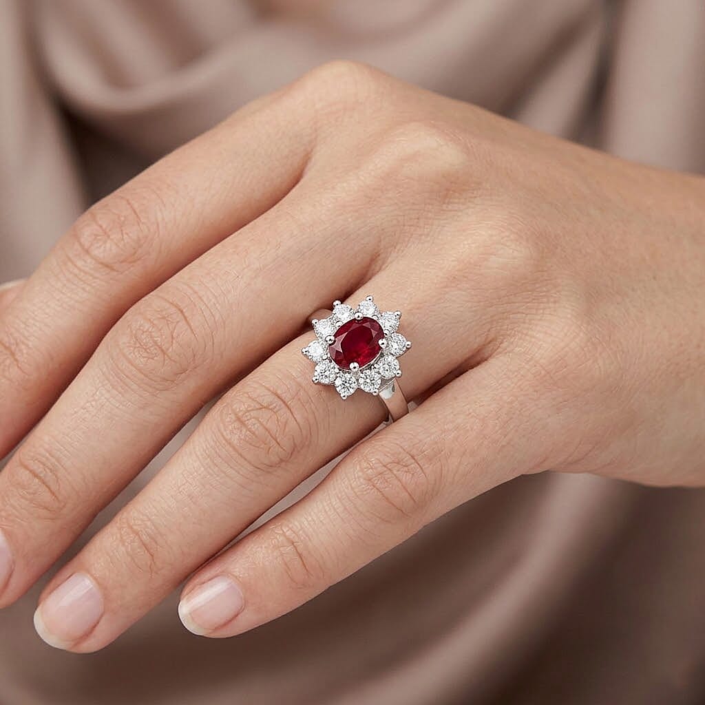 Mozambique Garnet and Simulated Diamond 2.20 ctw Sunburst Ring in Sterling Silver (Size 7.0)