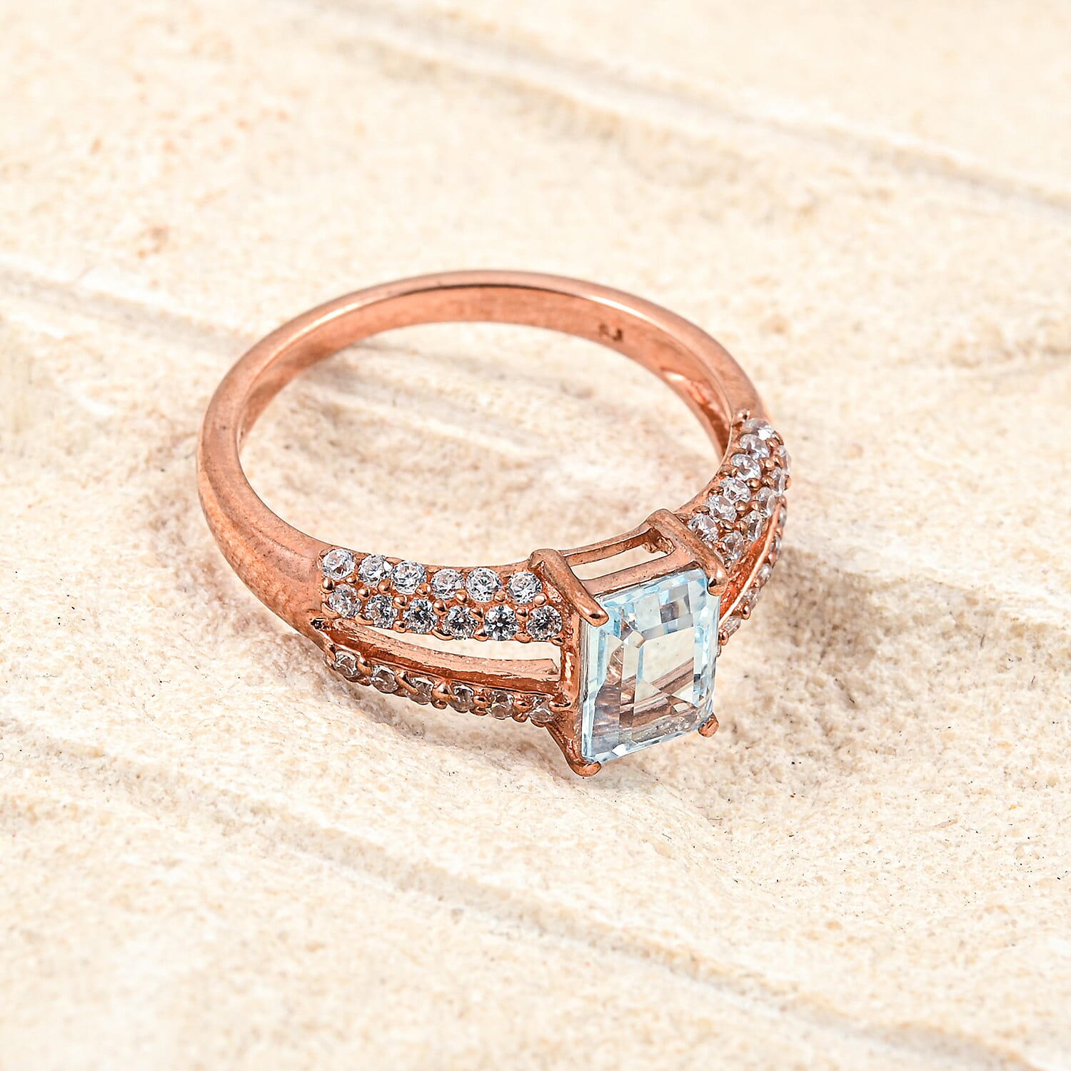 Blue and White Topaz 1.50 ctw Ring in 14K RG Over Sterling Silver (Size 7.0)