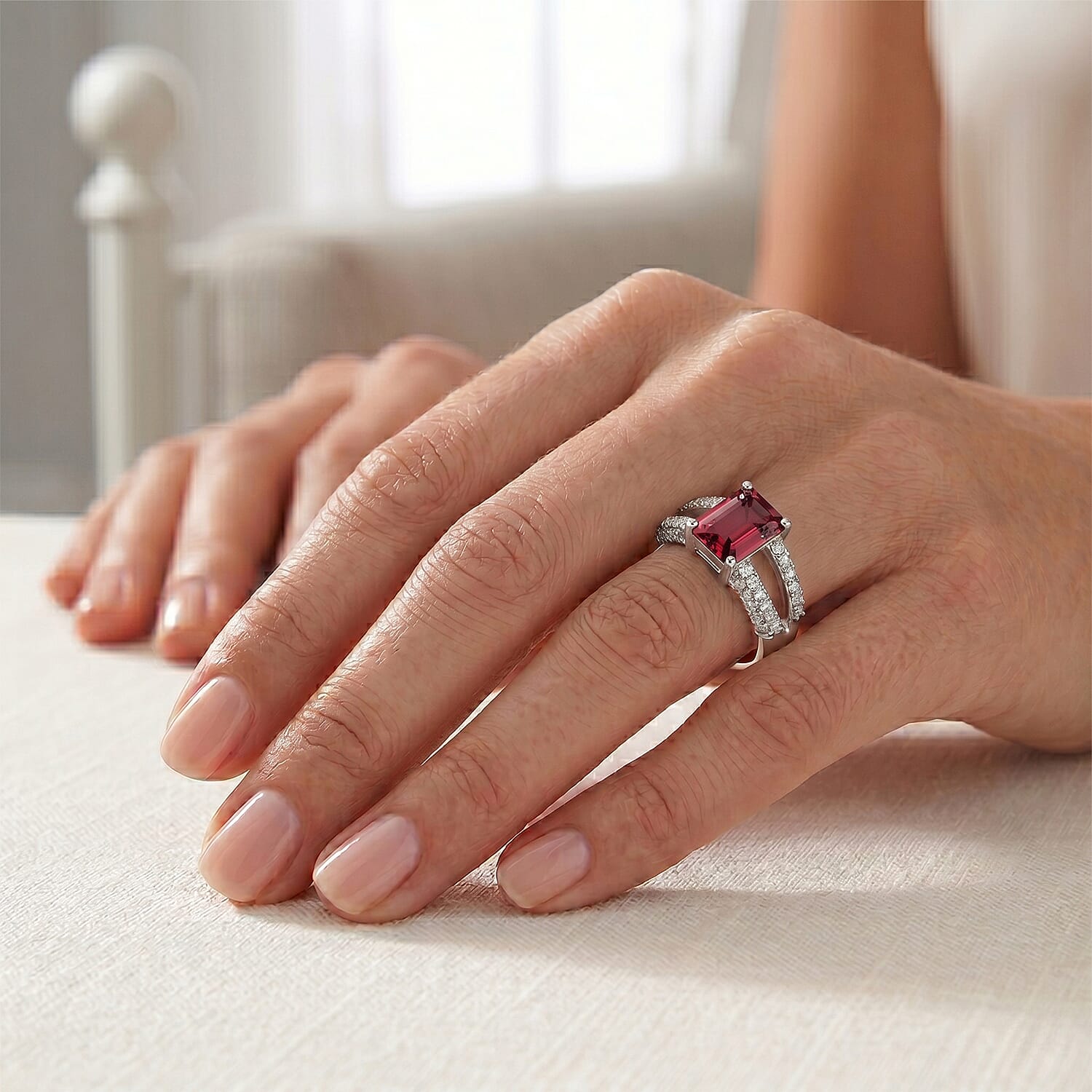Mozambique Garnet and White Topaz 1.25 ctw Ring in Sterling Silver (Size 8.0)