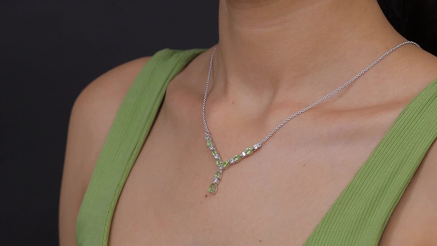 EverTrue Hebei Peridot, White Zircon Necklace (18-20 Inches) in Platinum Bond and Stainless Steel 2.85 ctw