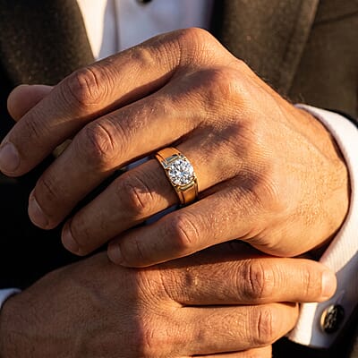 IGI Certified Luxuriant Lab Grown Diamond E-F VS 2.00 ctw Men's Ring in 10K Yellow Gold (Size 8.0) 5 Grams