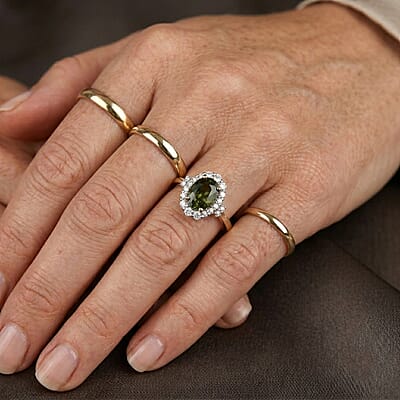Certified & Appraised AAA Malawi Green Sapphire and Luxuriant Lab Grown Diamond G-H SI 2.10 ctw Ring in 10K Yellow Gold (Size 9.0)