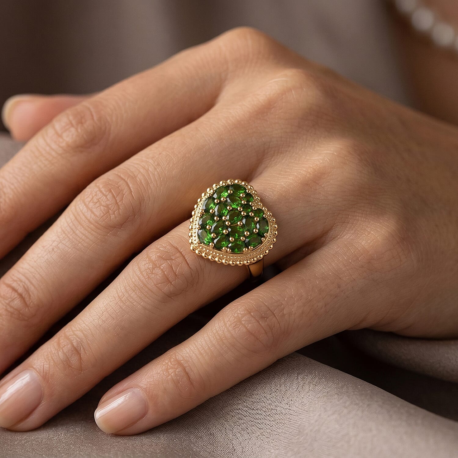 EverTrue Chrome Diopside 3.00 ctw Language of Love Collection Ring in 18K YG Plated (Size 5.0)