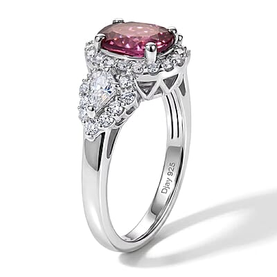 D'Joy Premium Usambara Color Change Garnet and Moissanite 2.27 ctw Ring in Rhodium Over Sterling Silver (Size 6.0)