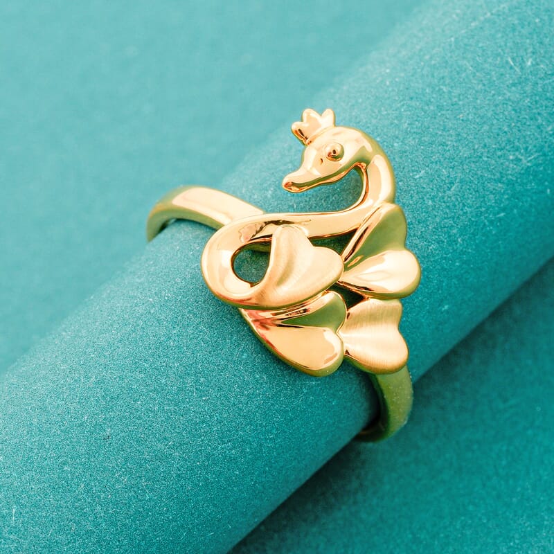 5D Swan with Crown Ring in 24K Yellow Gold (Size 6.0) 1.29 Grams