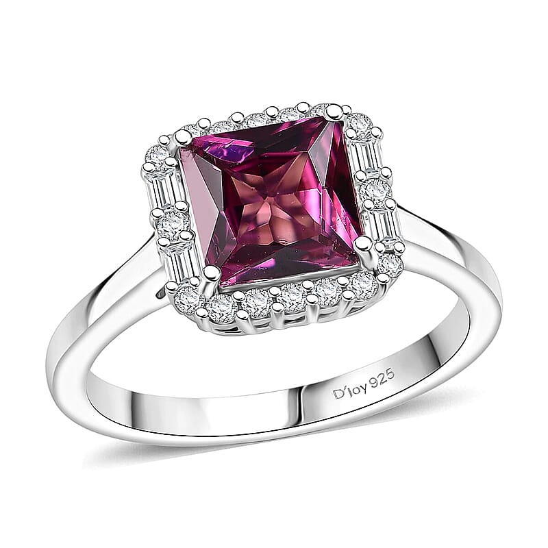 D'Joy Premium Usambara Color Change Garnet and Moissanite 2.24 ctw Ring in Rhodium Over Sterling Silver (Size 5.5)