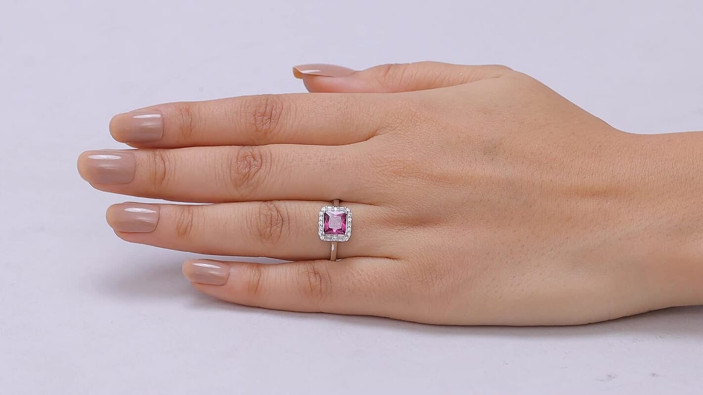 D'Joy Premium Usambara Color Change Garnet and Moissanite 2.24 ctw Ring in Rhodium Over Sterling Silver