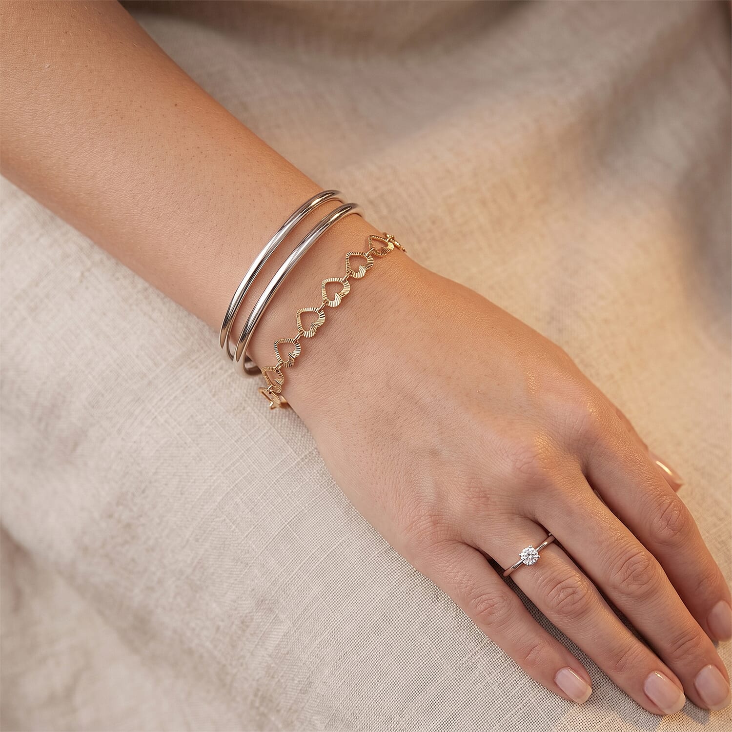 Italian 0.6mm Arte Cuore Chain Bracelet in 14K YG Over Sterling Silver (7.00 In) 2.20 Grams