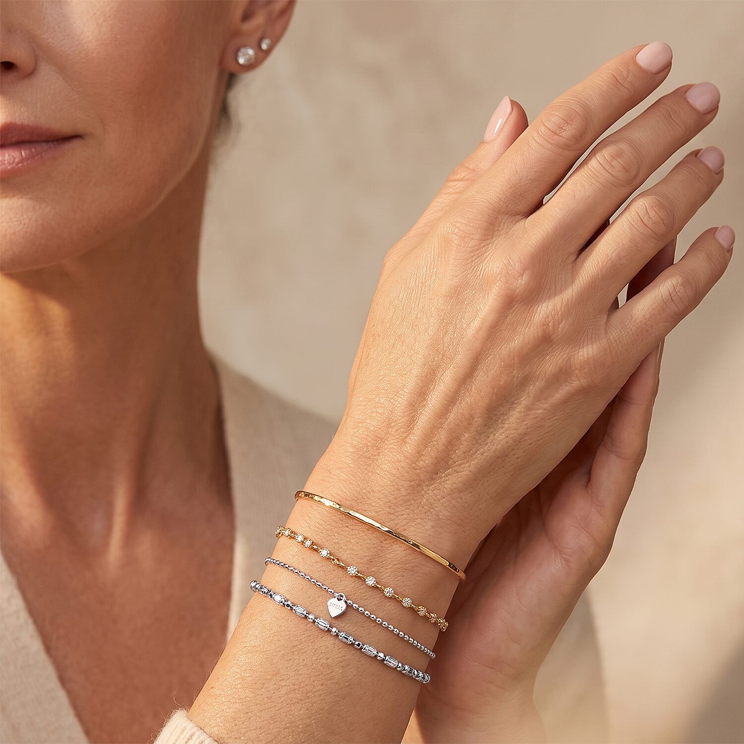 0.4mm CPSL/DC Typhoon Chain Bracelet in Rhodium Over Sterling Silver (7.00 In) 2.60 Grams