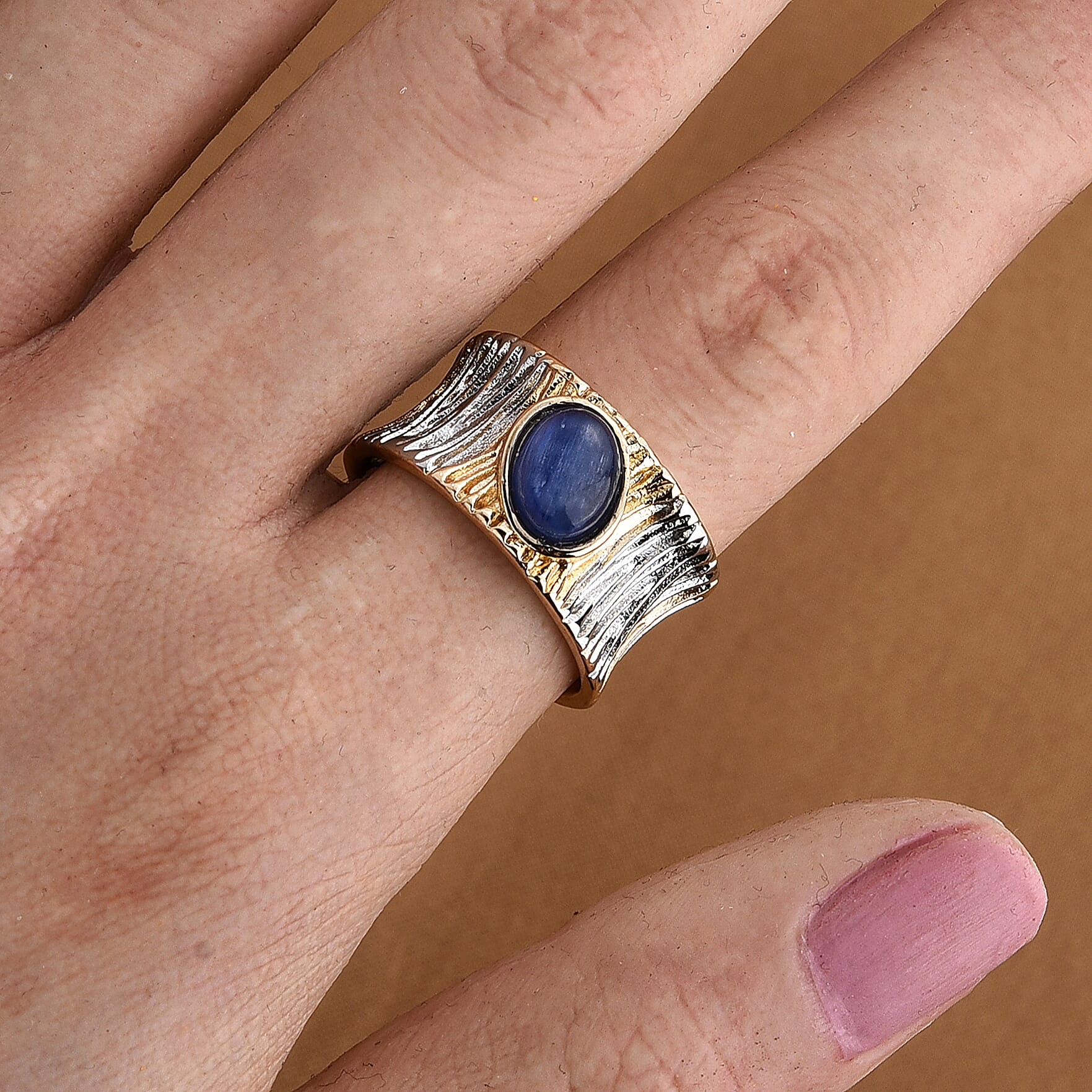 Kyanite 0.50 ctw Ring in Silvertone (Adjustable)