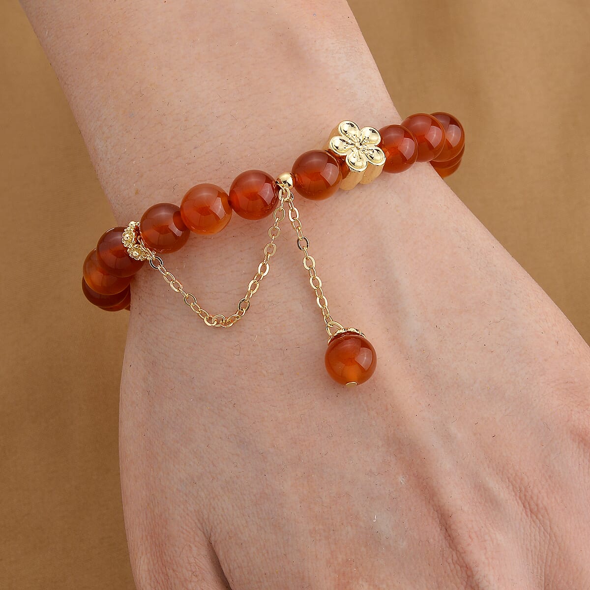 Dyed Red Agate 86.00 ctw Beaded Stretch Bracelet in Goldtone image number 1
