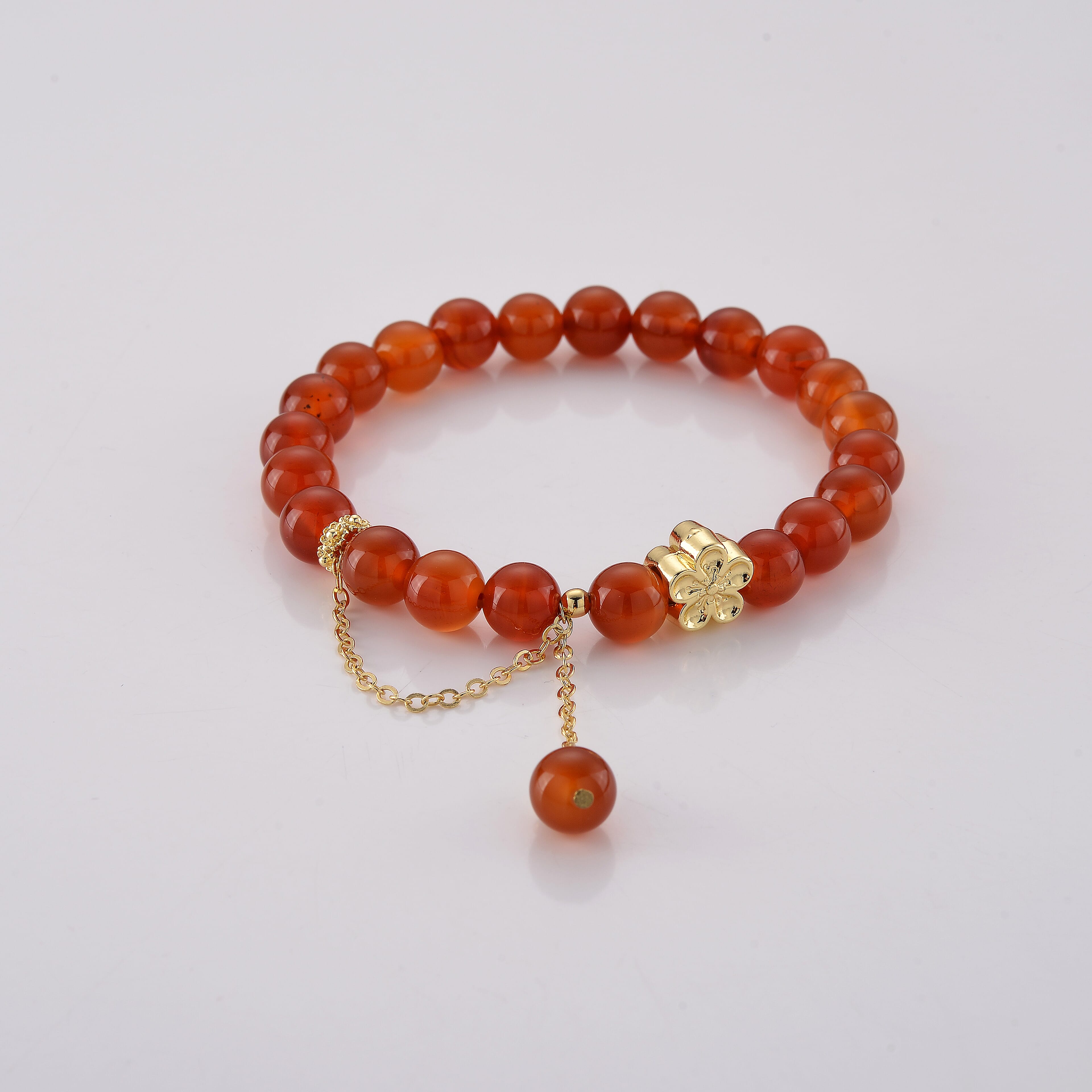 Dyed Red Agate 86.00 ctw Beaded Stretch Bracelet in Goldtone