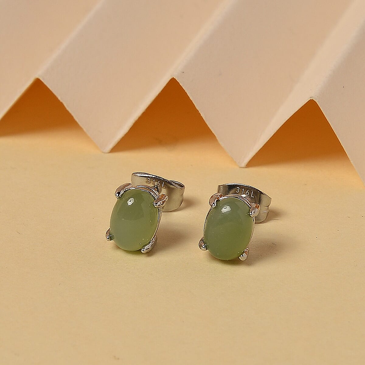 Nephrite Earrings in Silvertone 0.40 ctw image number 1