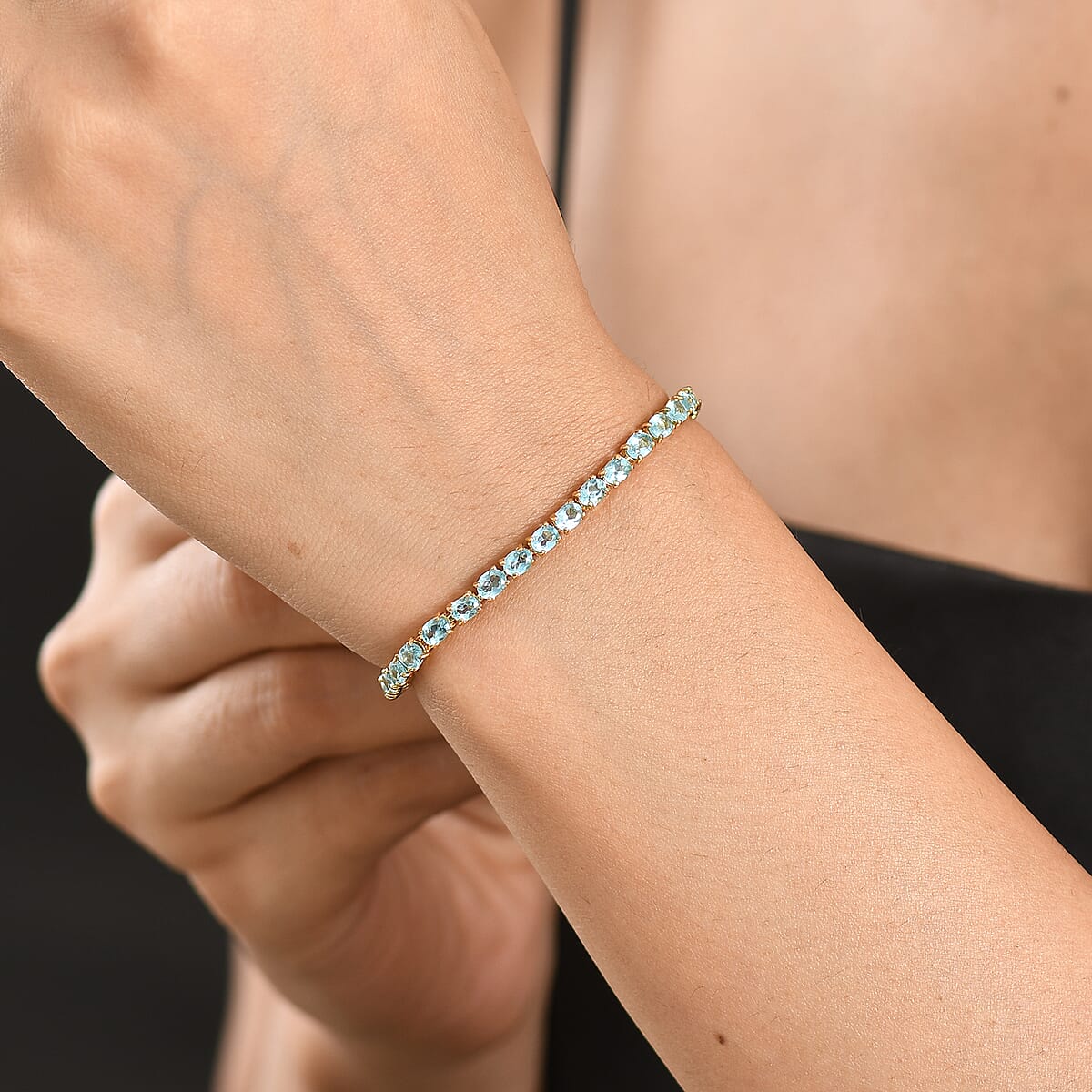 EverTrue Paraiba Apatite 6.85 ctw Timeless Tennis Bracelet in 18K YG Plated (6.50 In) (Ships in 8-10 Days) image number 2