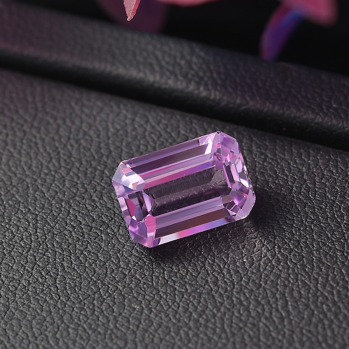 AAA Kunzite (Oct 10x7 mm) 3.37 ctw image number 1